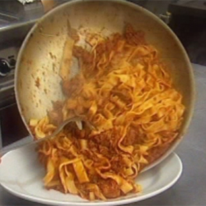 tagliatelle al sugo di coniglio